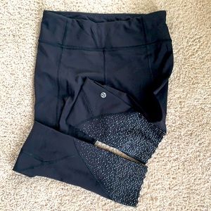 Lululemon scalloped reflective leggings